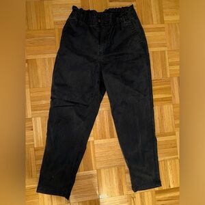 Universal threads size 6, black flexible waisted chino pants